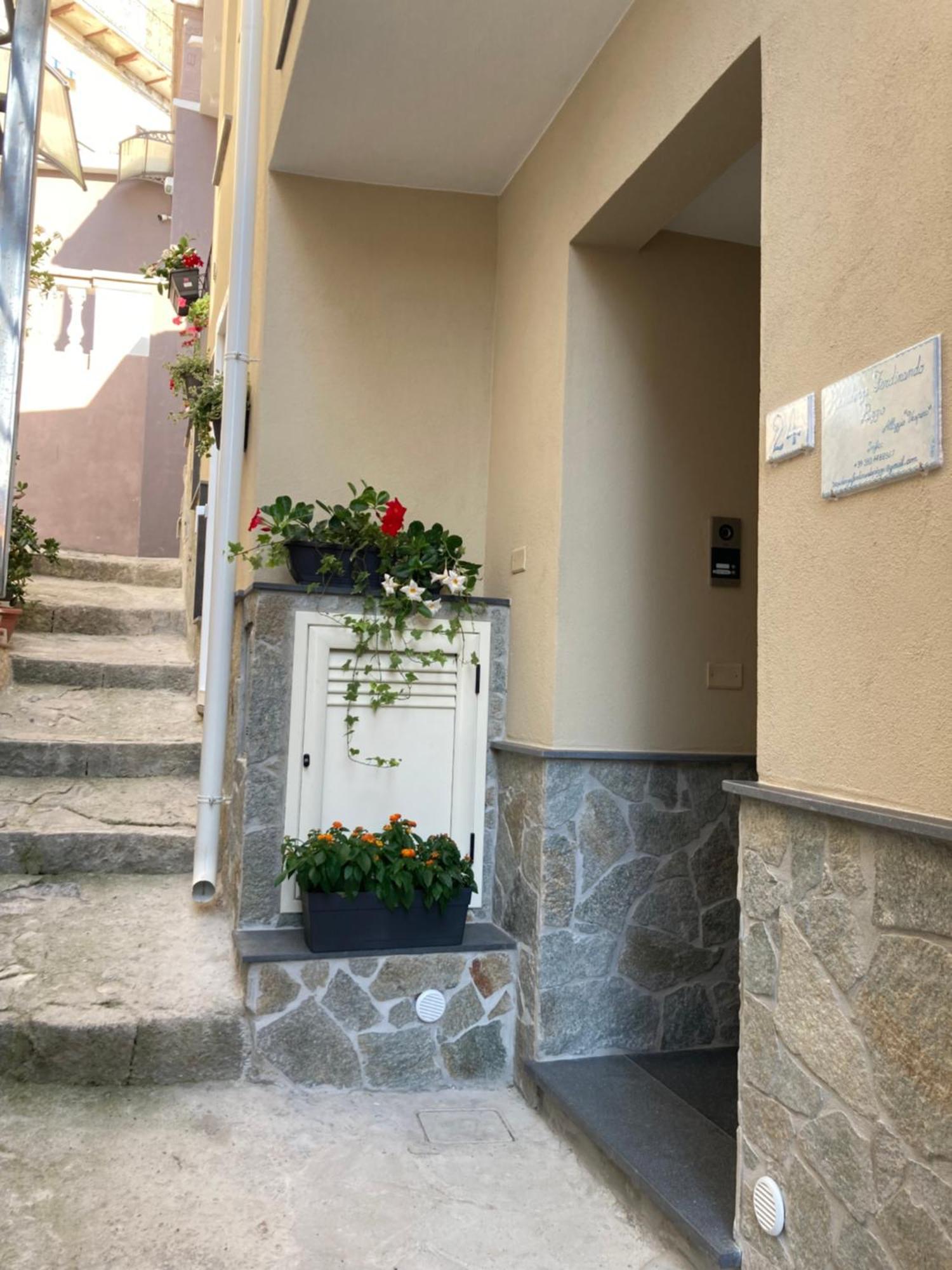 皮佐Residenza Ferdinando - 40M Dal Mare公寓 外观 照片